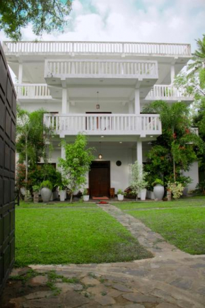 White Ro Resort & Spa